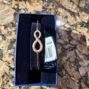 NIB Swarovski Rose Gold Infinity Bracelet